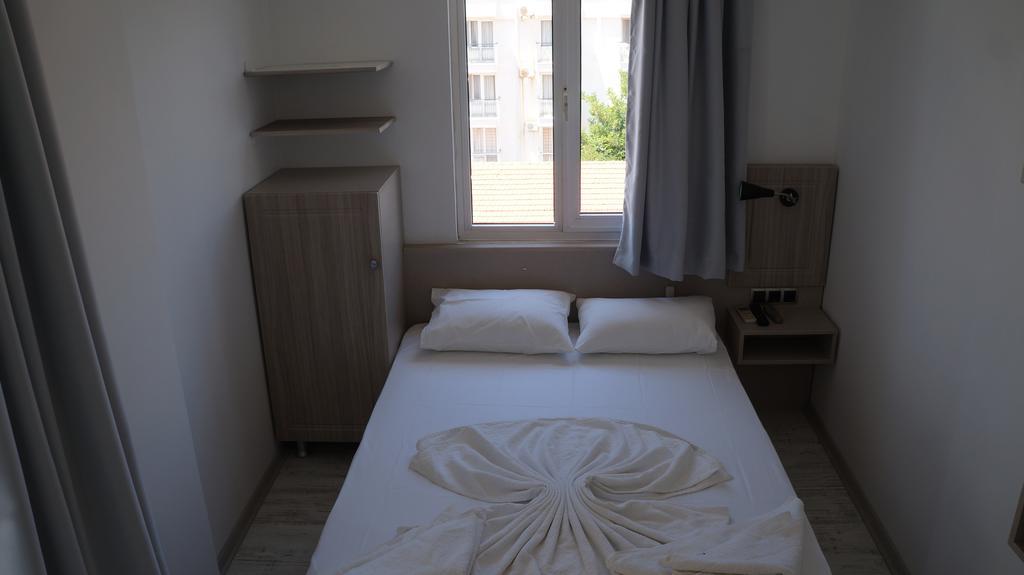 Hotel Marine Ayvalik Exterior photo