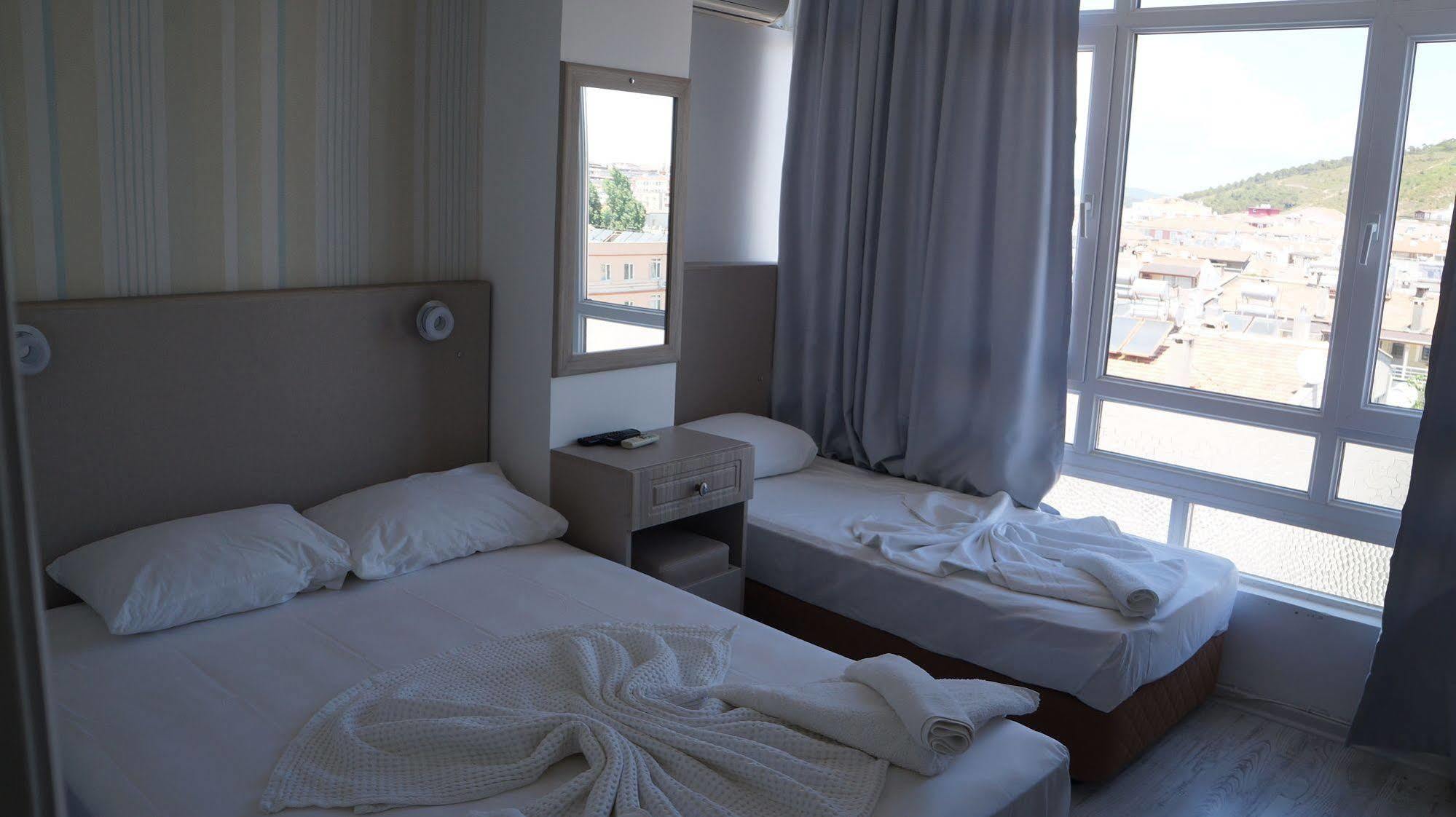 Hotel Marine Ayvalik Exterior photo