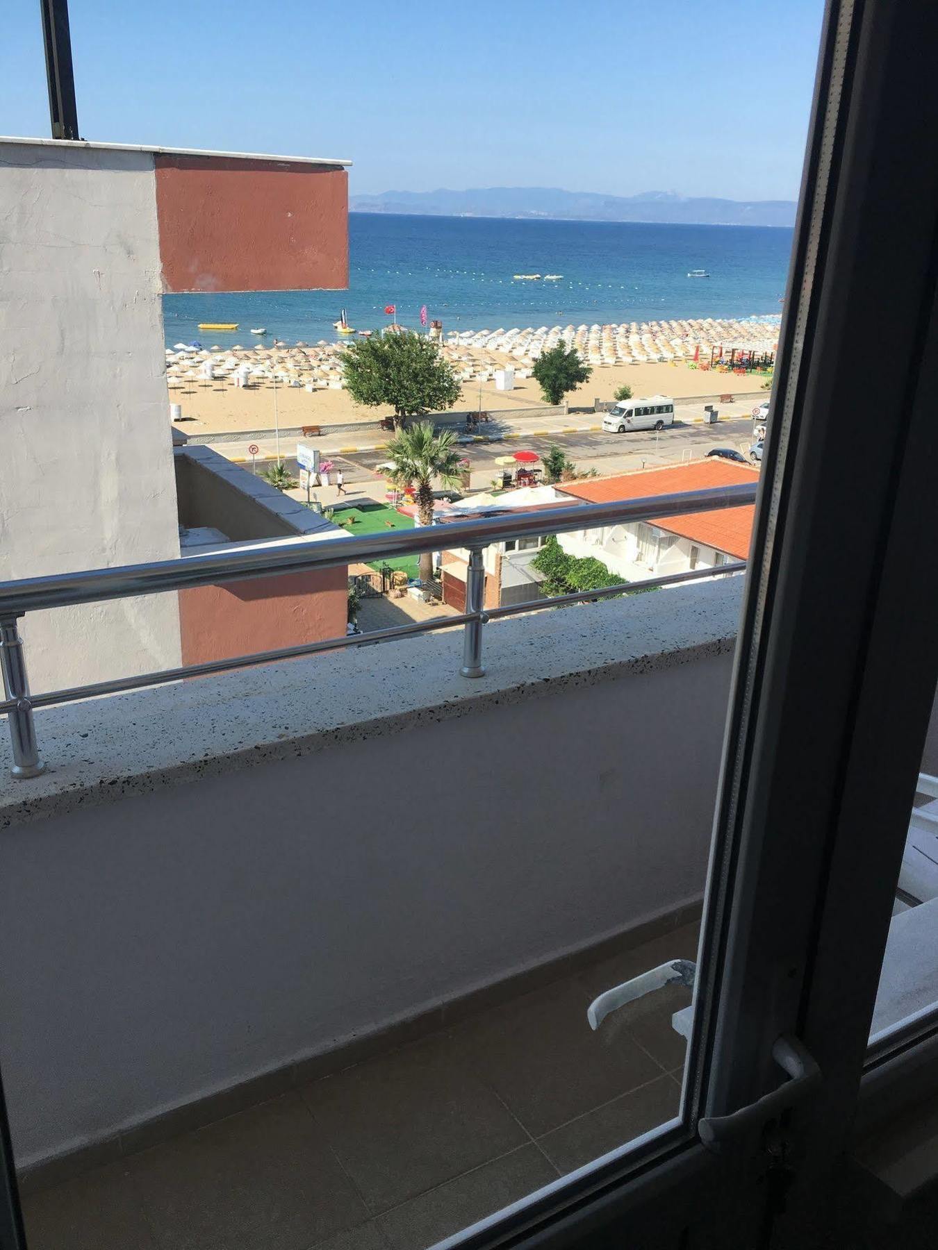 Hotel Marine Ayvalik Exterior photo